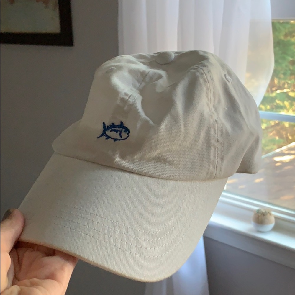Southern Tide “skipjack hat”